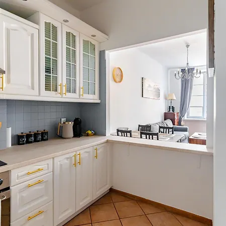 Charming In The Heart Of Old Town *